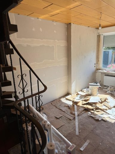 Wand Nachher Verlegung Vinyl und Trockenbau